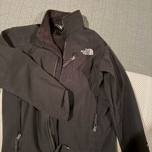 The North Face kids Dark black Performance Jacket softshell